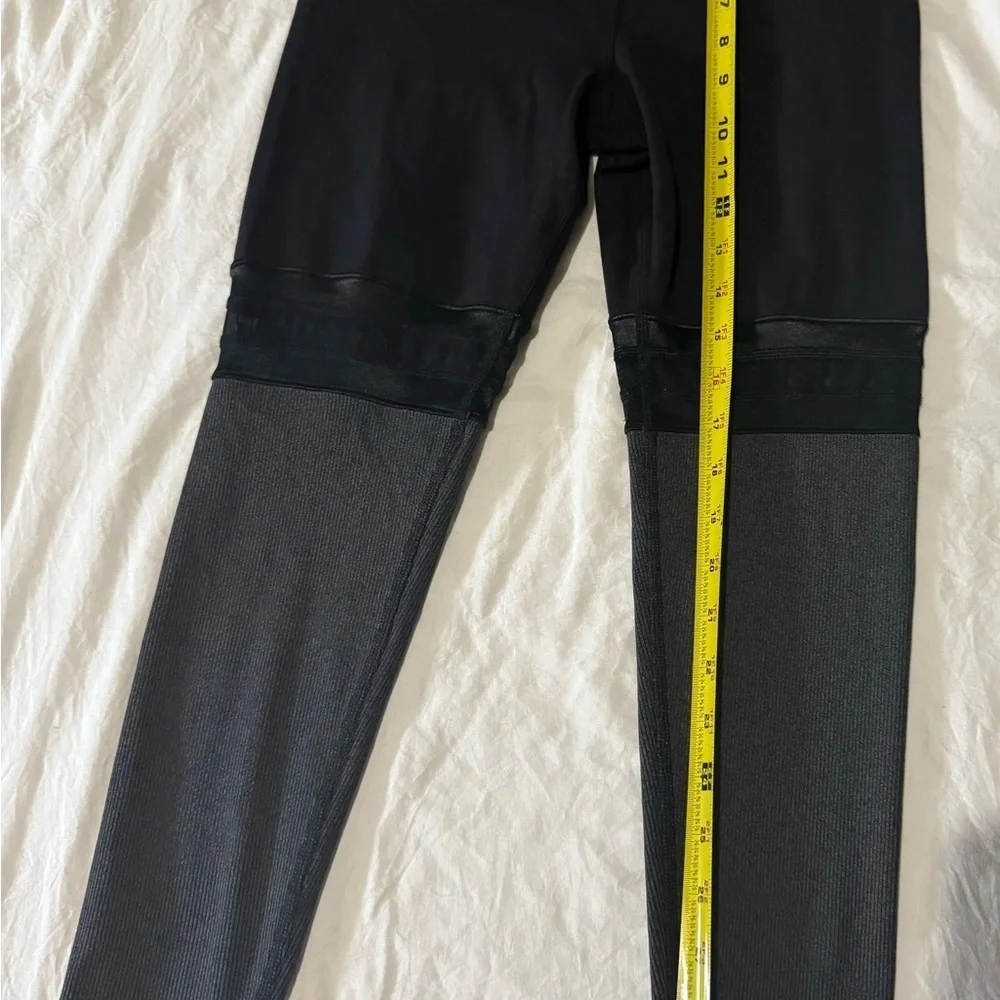 ALO Yoga Black Leggings Athletic Wear